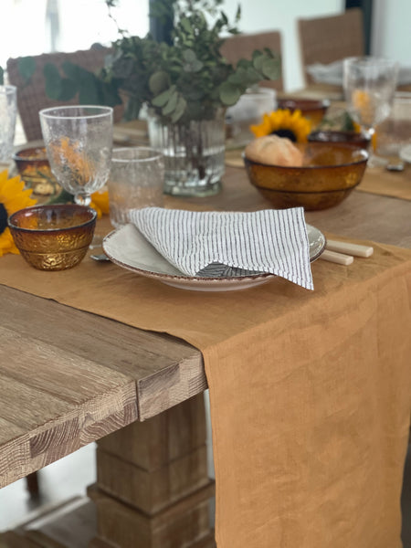TABLE RUNNERS