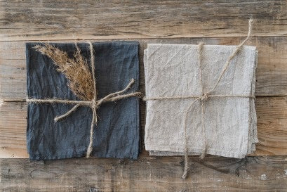 LINEN TABLECLOTH