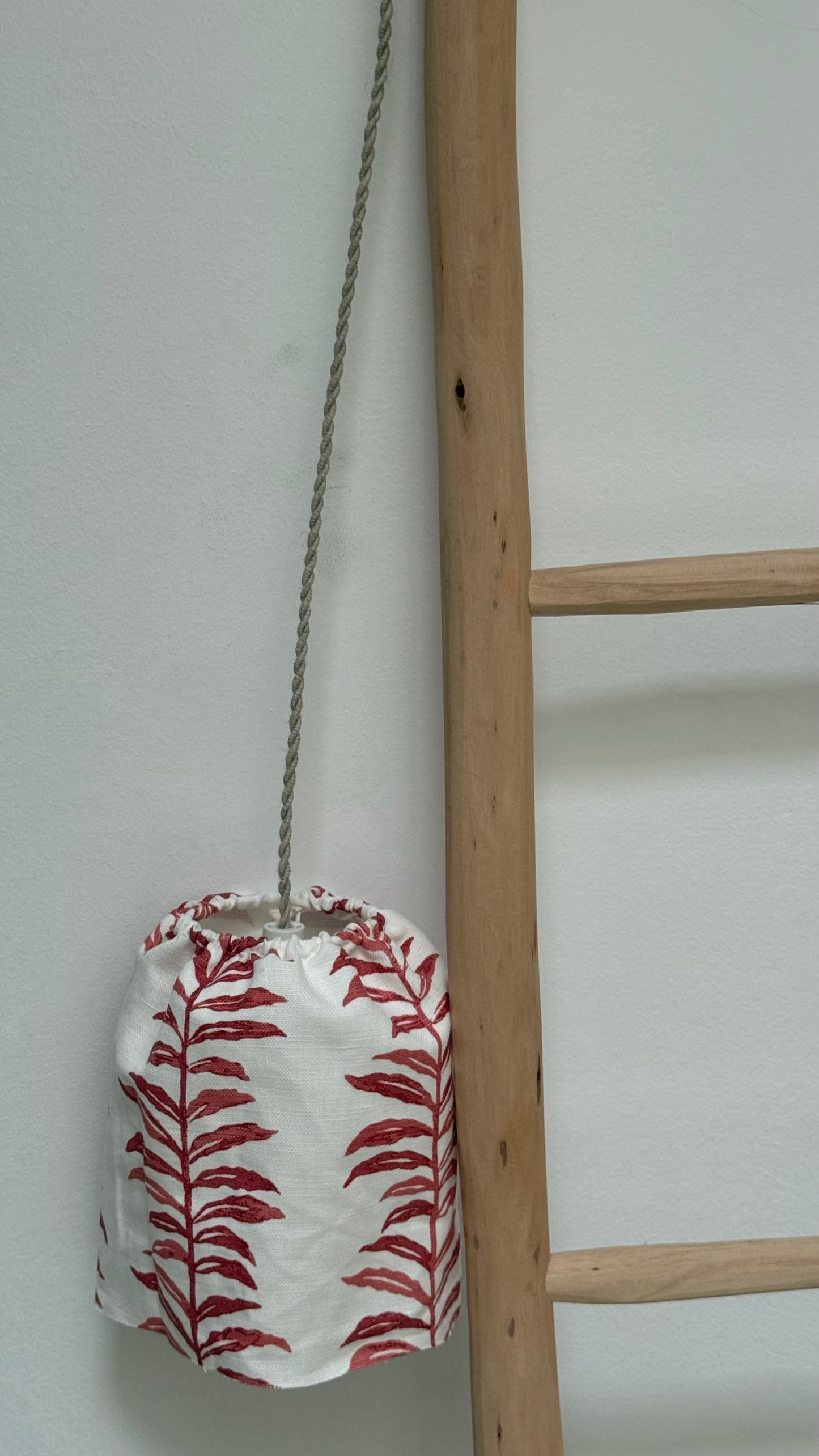 PANTALLA FRUNCIDA MONÊ