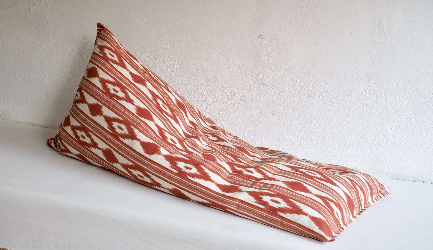 MALLORCA POUCH BEAN BAG